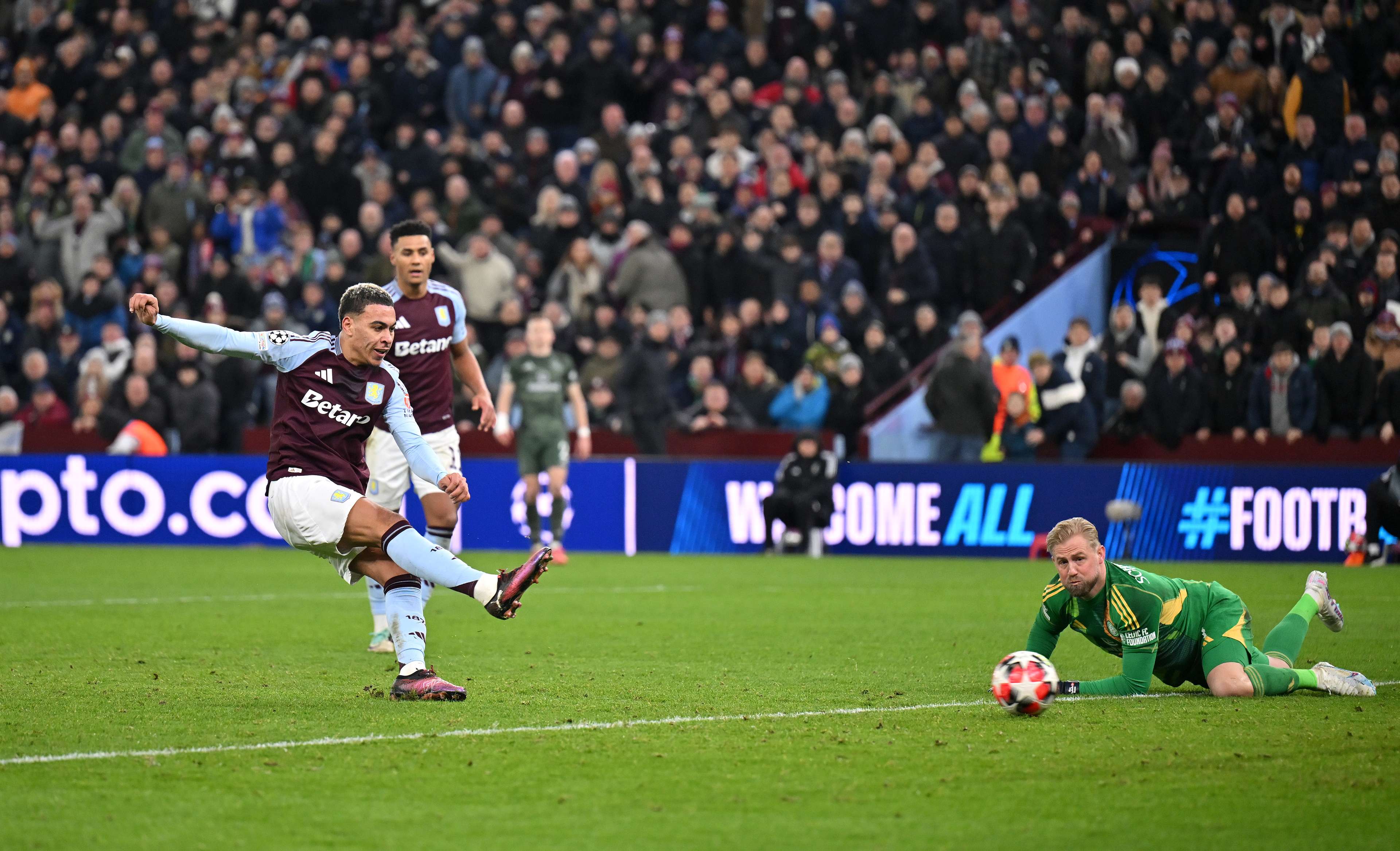 其中商业收 其中商业收