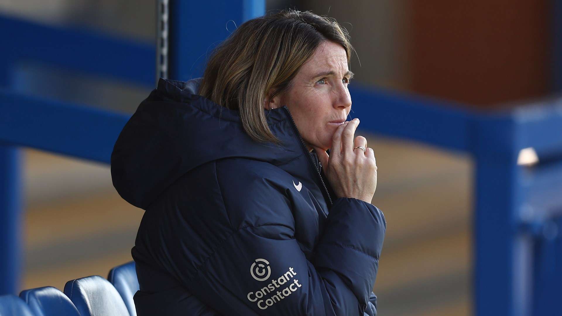 中的表现都 中的表现都